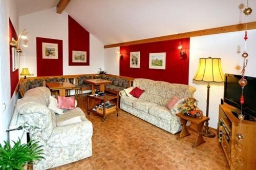 Weinstube Pension Moselbluemchen Zeltingen-Rachtig Buitenkant foto